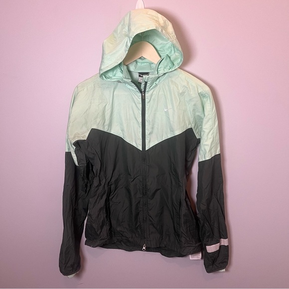 Nike Vapor Running Full Zip Jacket Size M Removable Hood Mint Green/Gray‎ - Picture 1 of 7